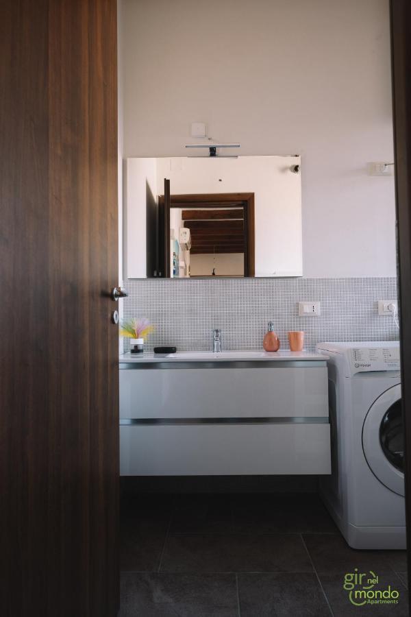 Giro Nel Mondo Apartments カターニア エクステリア 写真