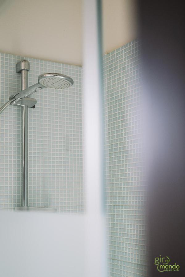 Giro Nel Mondo Apartments カターニア エクステリア 写真