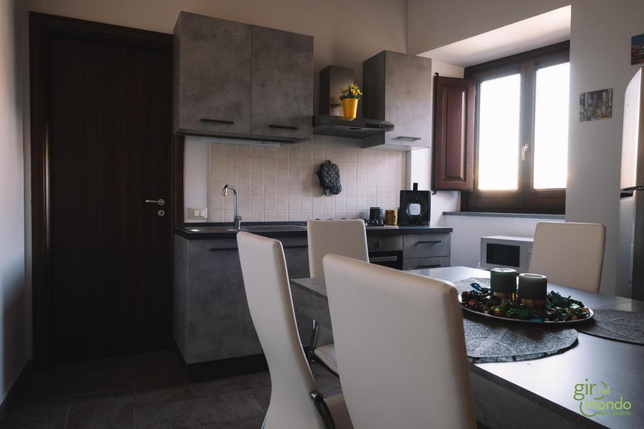 Giro Nel Mondo Apartments カターニア エクステリア 写真